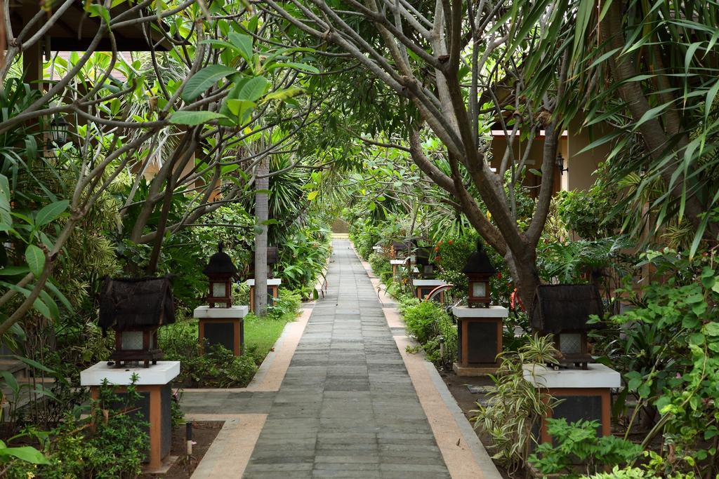 Villa Grasia Gili Trawangan Exterior photo