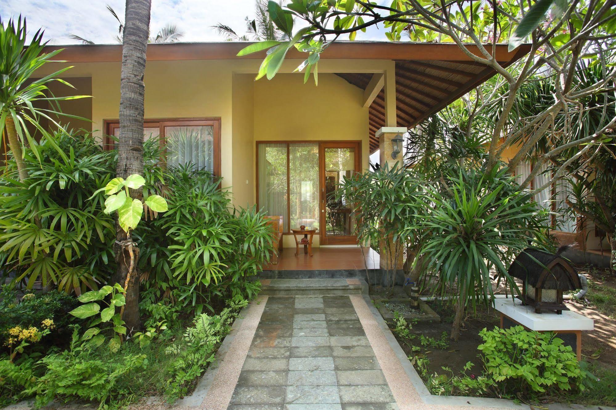 Villa Grasia Gili Trawangan Exterior photo
