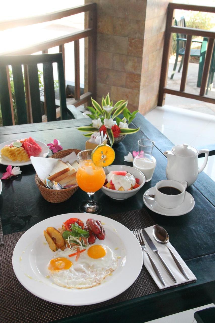 Villa Grasia Gili Trawangan Exterior photo
